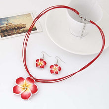 Load image into Gallery viewer, Flower Pendant